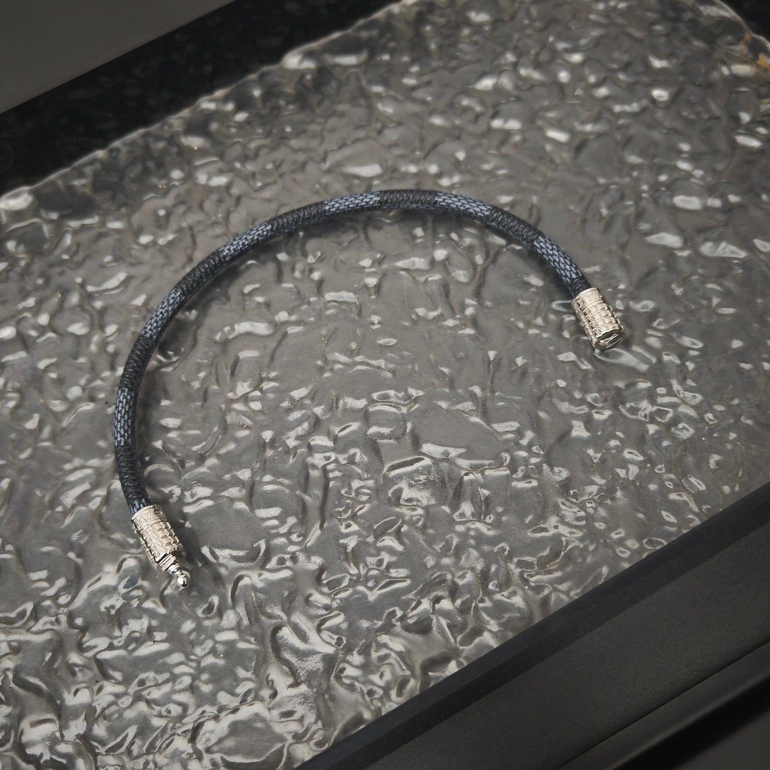 루*비통 DIGIT 팔찌