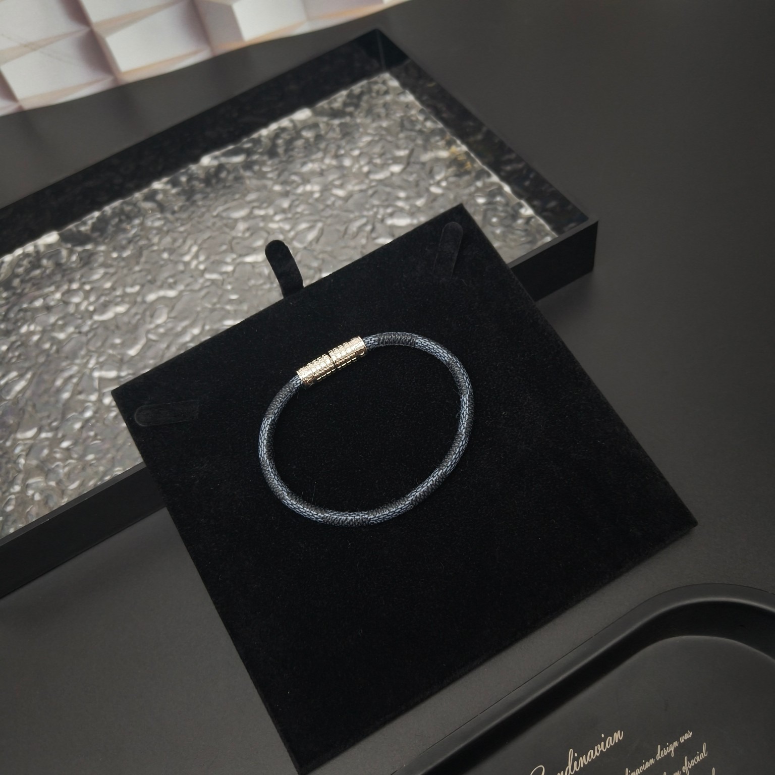 루*비통 DIGIT 팔찌