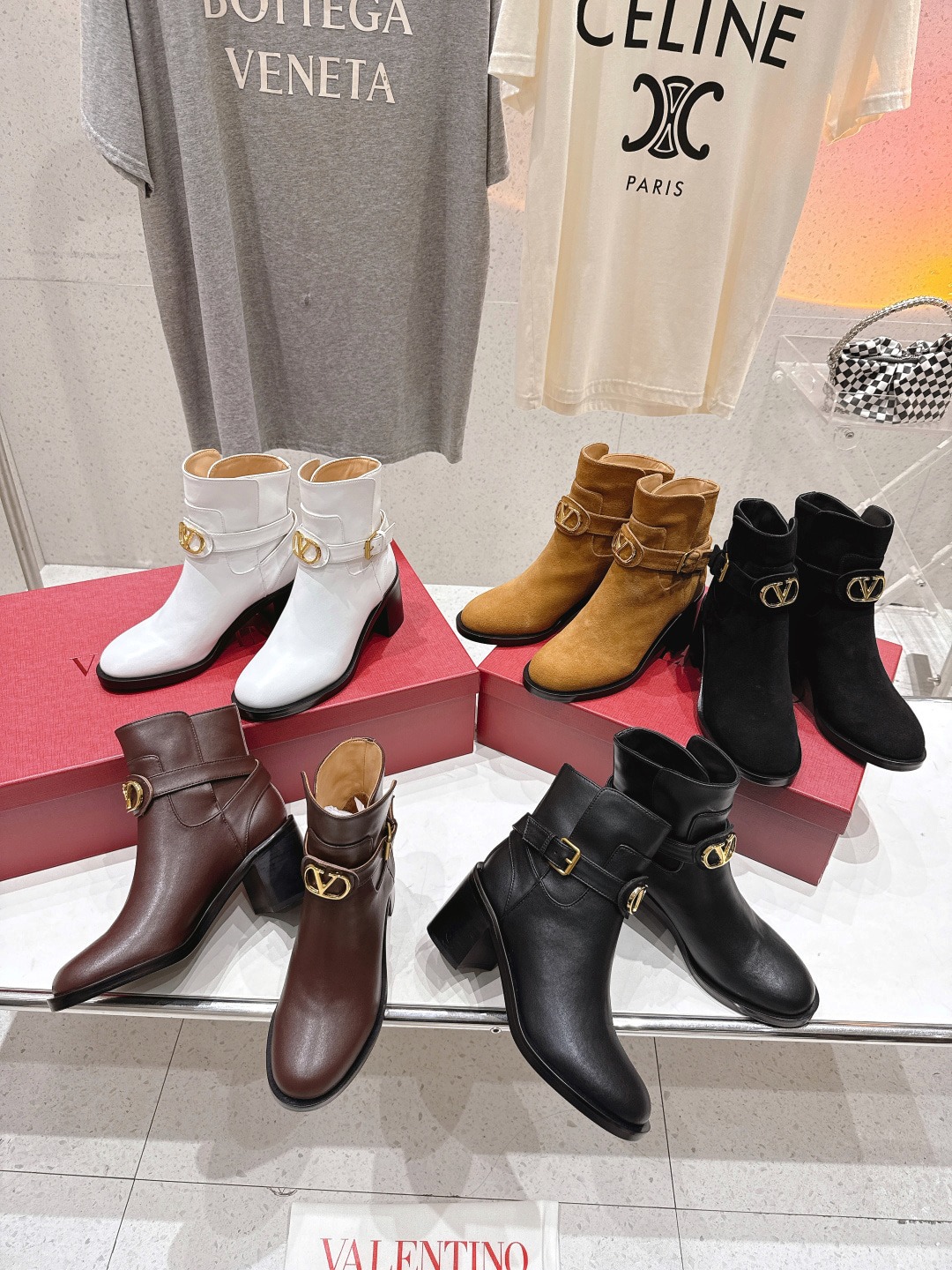 발*티노 25ss 신상 첼시 부츠