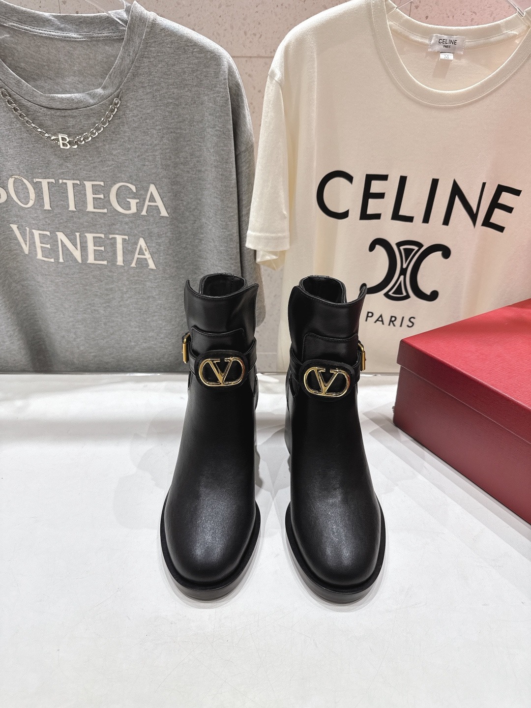 발*티노 25ss 신상 첼시 부츠