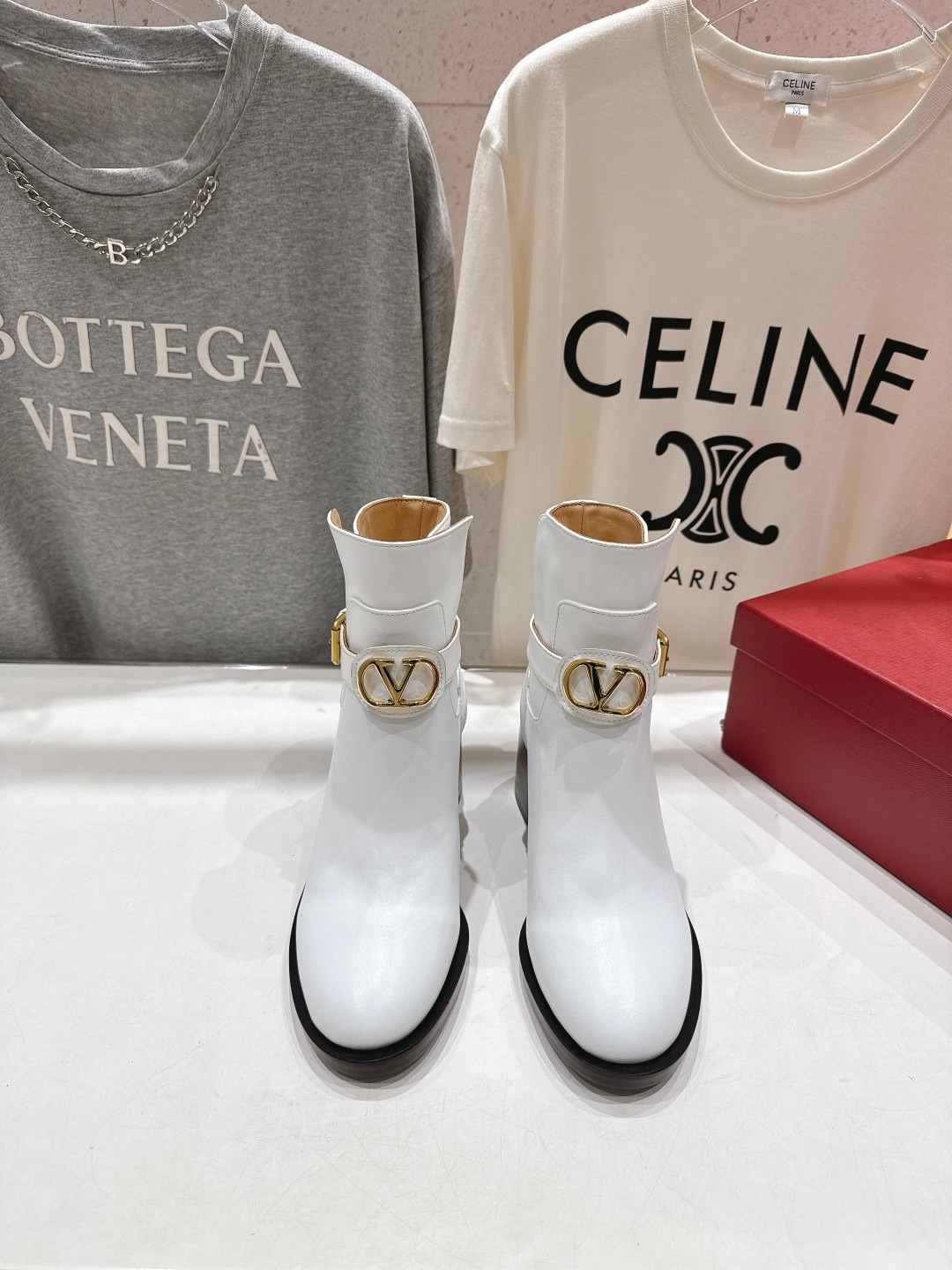 발*티노 25ss 신상 첼시 부츠