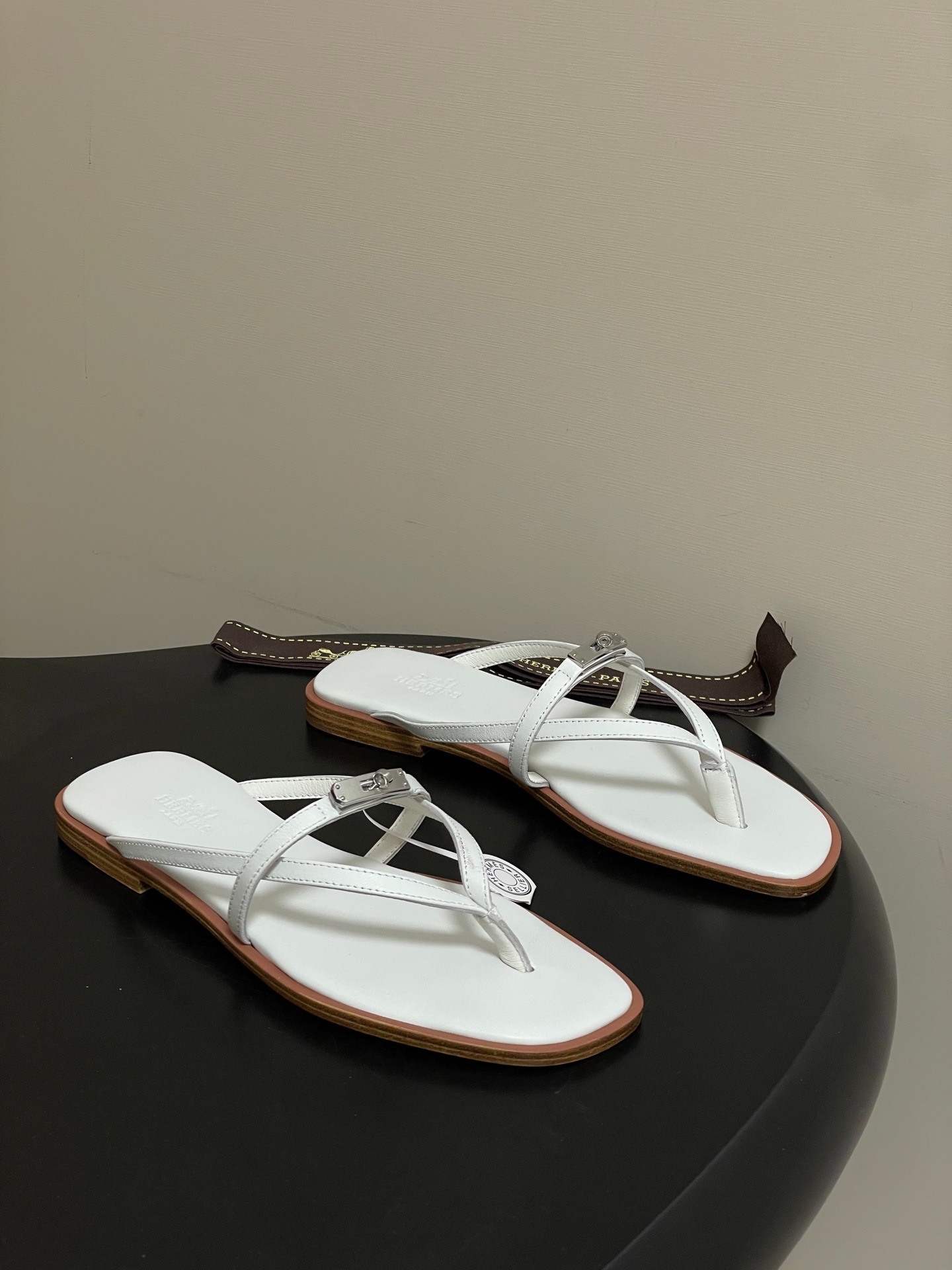 에*메스 클래식 켈리 조리 슬리퍼