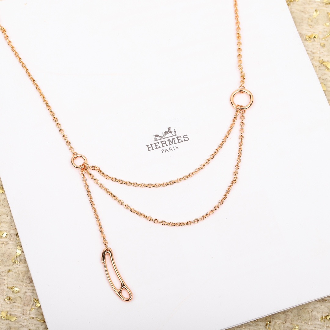 에*메스 목걸이