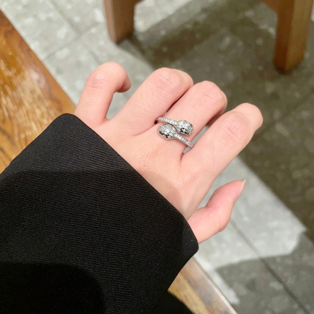 불*리 세르펜티 세두토리 반지 링 