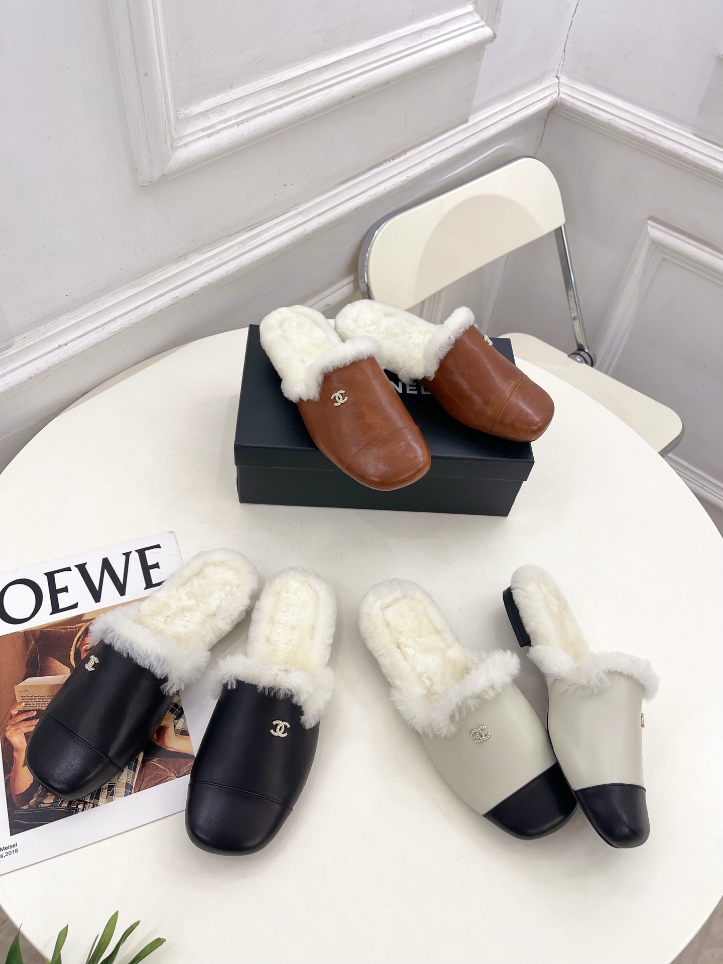 샤* 25 신상 클래식 퍼 세미슬리퍼