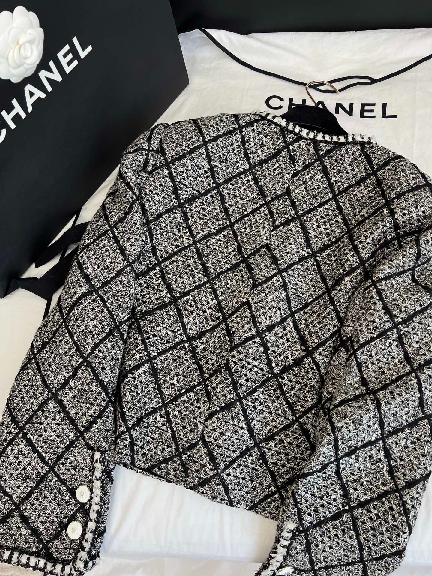 샤* 스팽글 아우터