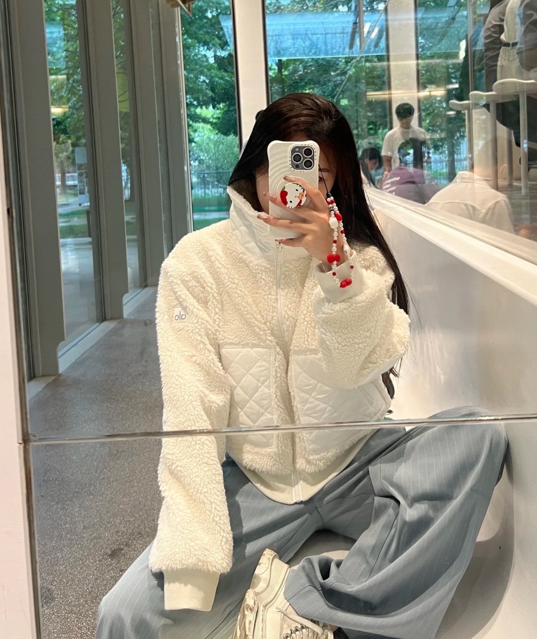 알* 신상 스웨이드 하이넥 코트