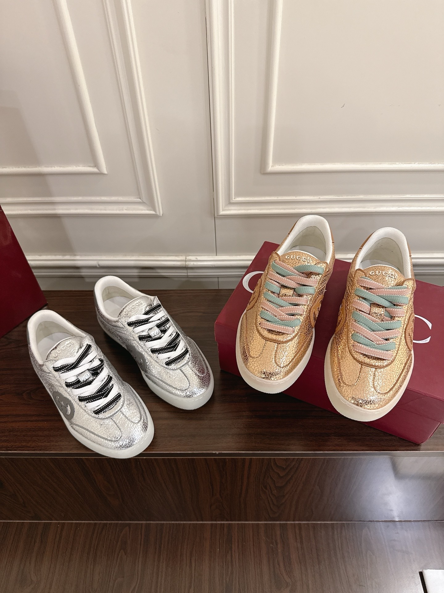 구* 신상 더블G 스니커즈