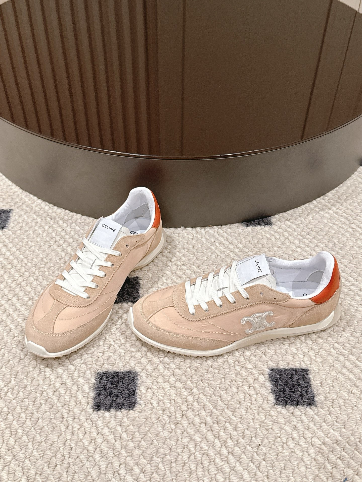 셀*느 로우탑 운동화