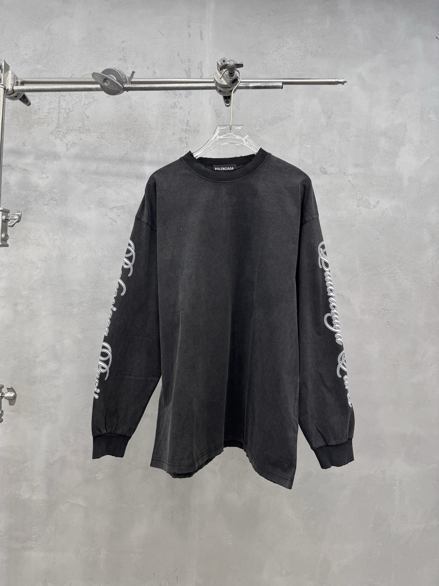 발*시아가 신상 긴팔 티셔츠