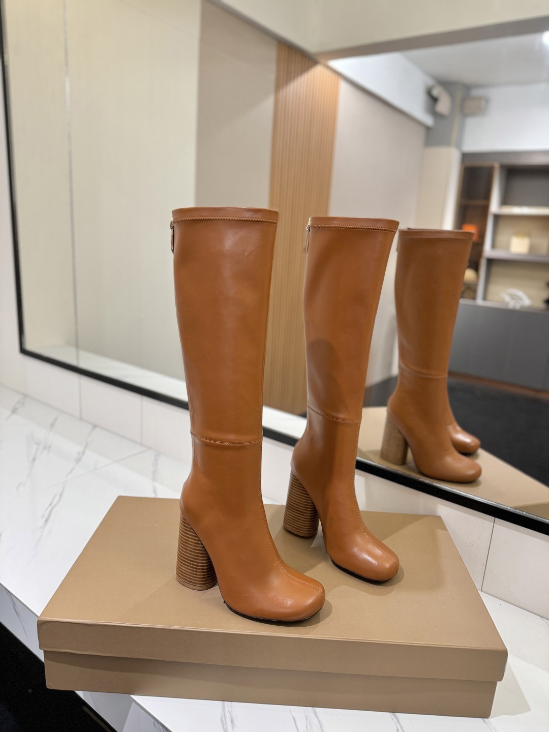 버*리 신상 통굽 스판부츠