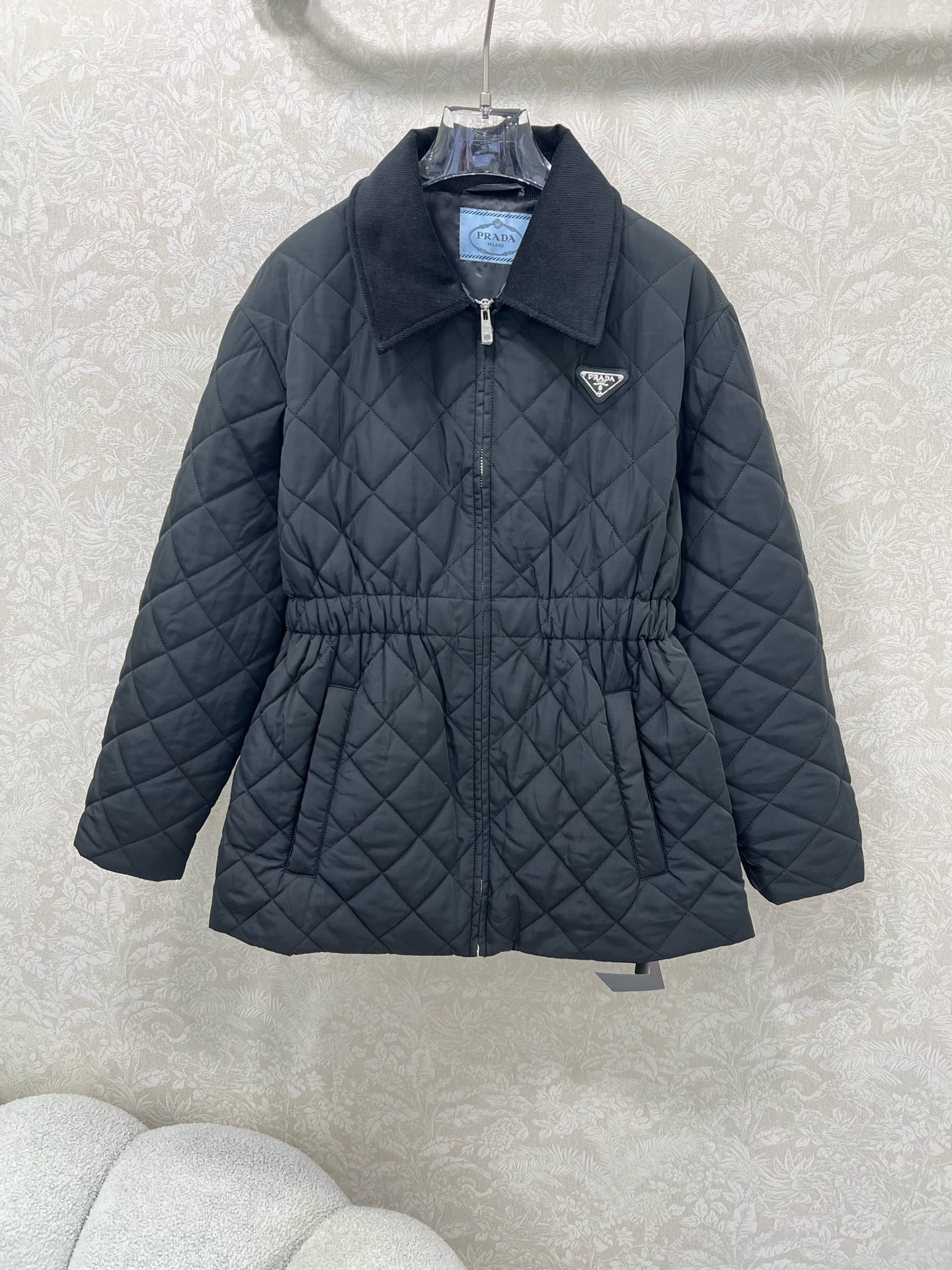 프*다 25 신상 코듀로이 넥 퀼팅 패딩