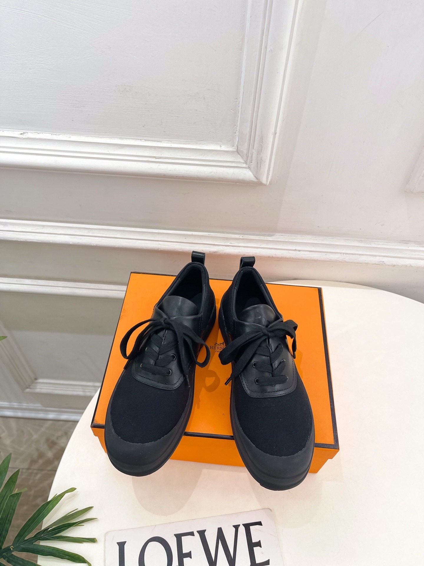 에*메스 신상 로우탑 스니커즈